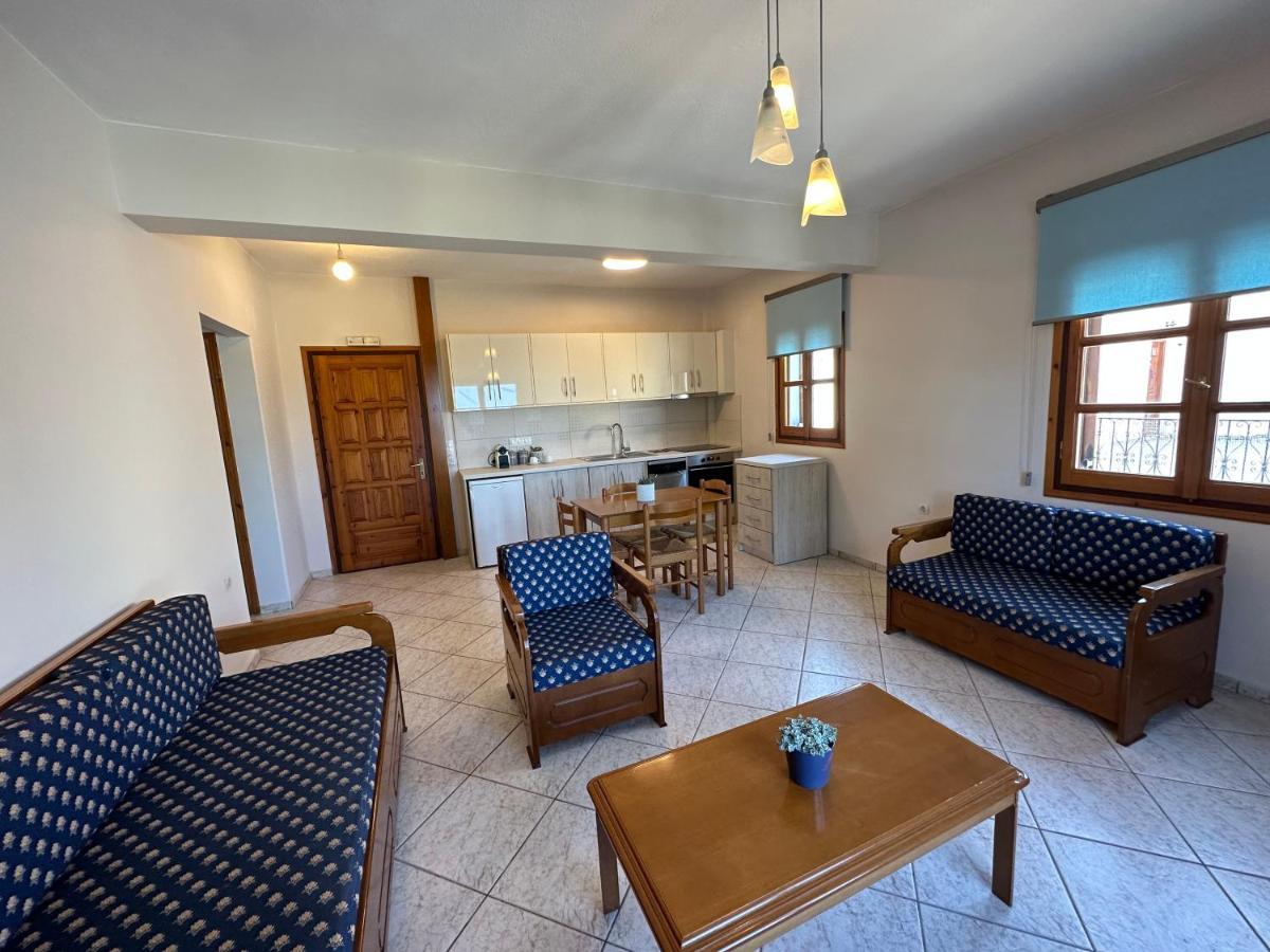 Kavos Apartments Alonissos Patitíri Kültér fotó